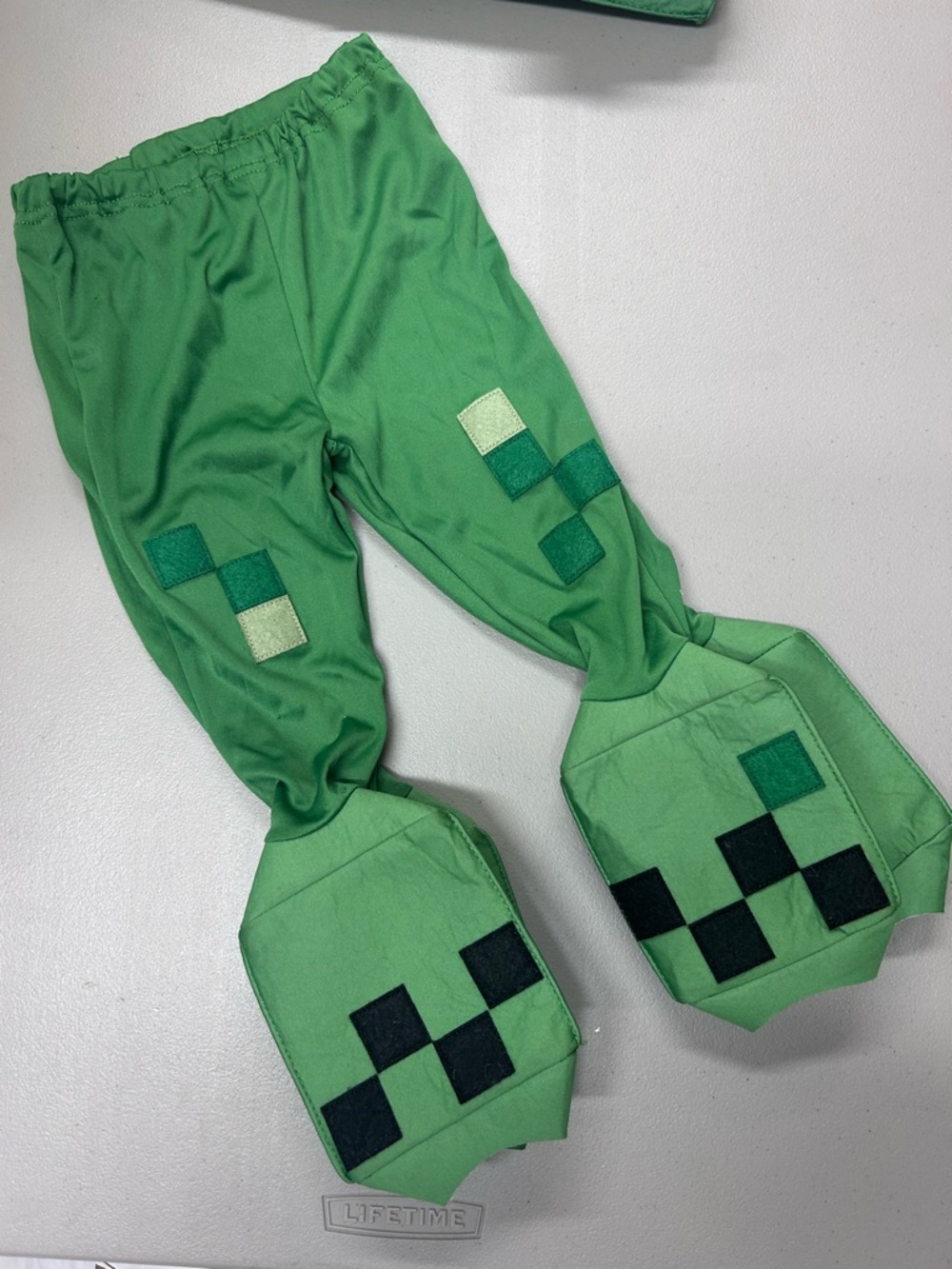 Pottery Barn Kids Minecraft Creeper Halloween Costume Green Pixel Size 3T NWT - Picture 8 of 11